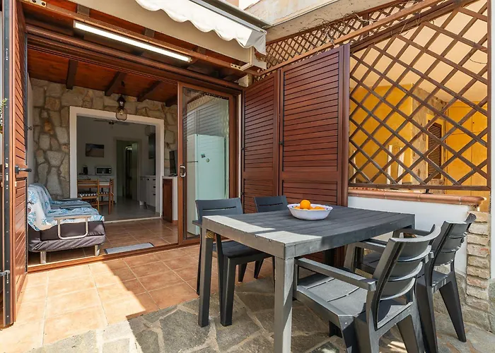 Tatil Evi Casa Nucci - Free Wifi - 100mt From The Villasimius