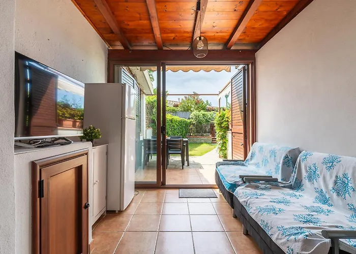 Tatil Evi Casa Nucci - Free Wifi - 100mt From The Villasimius